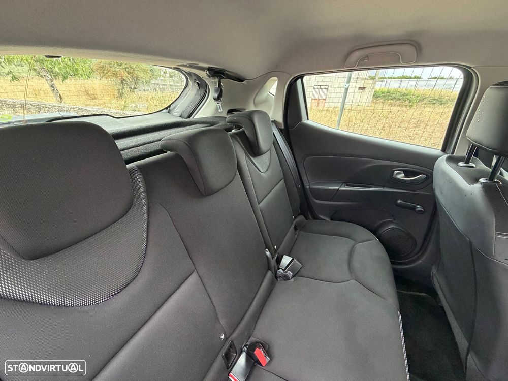 Renault Clio ENERGY TCe 90 Start & Stop Experience - 11