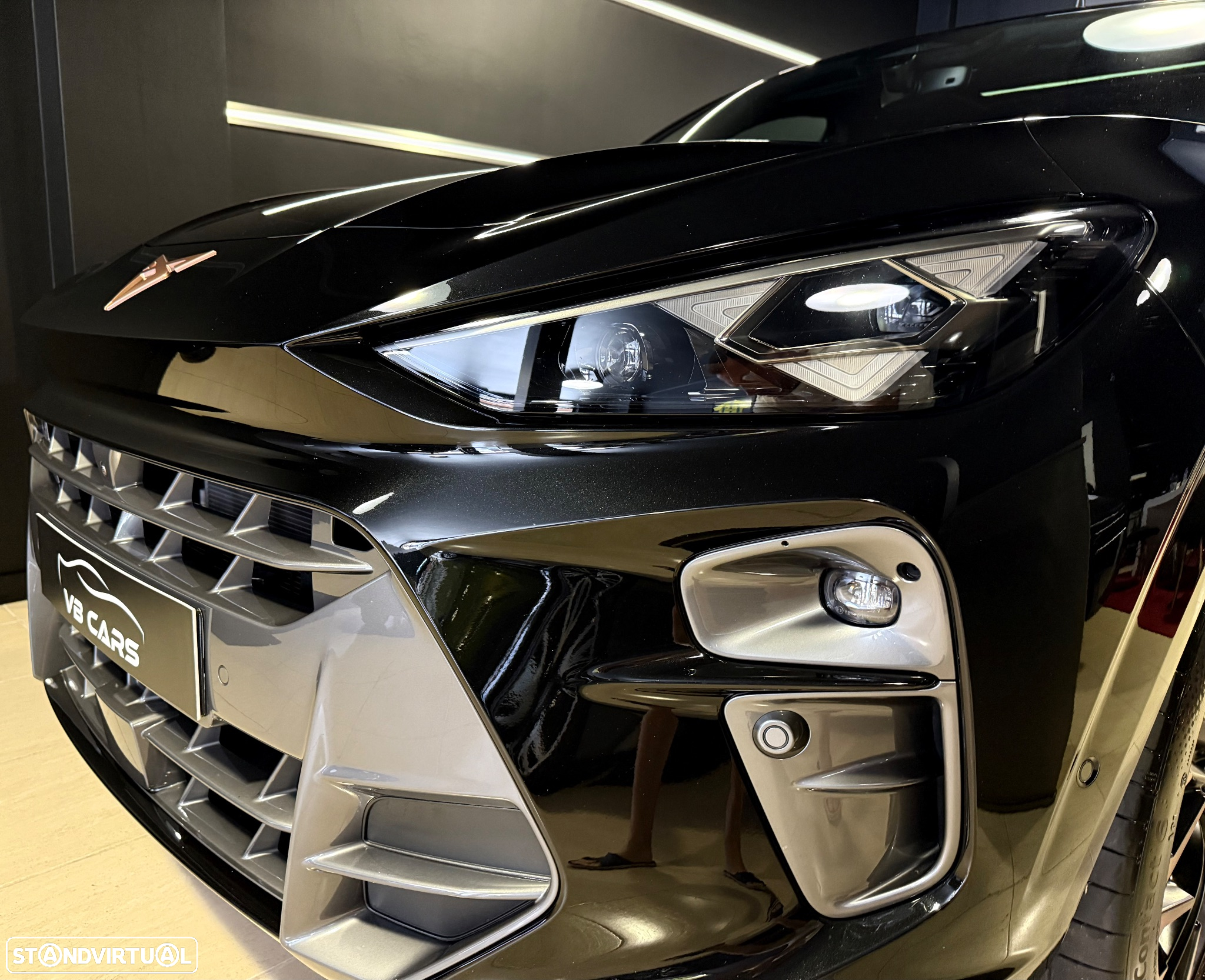 Cupra Terramar 1.5 e-Hybrid VZ DSG - 3