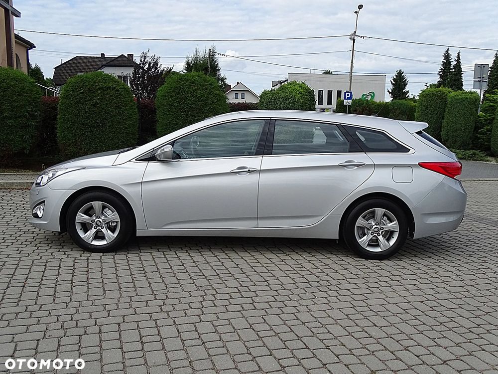 Hyundai i40 i40cw 1.7 CRDi Fifa World Cup Edition - 12