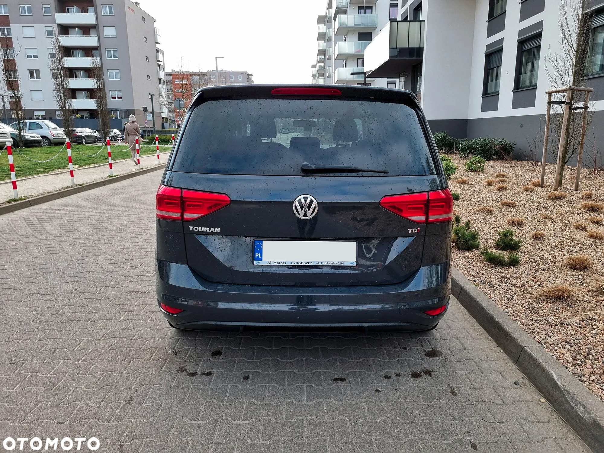 Volkswagen Touran 1.6 TDI BMT Trendline - 5