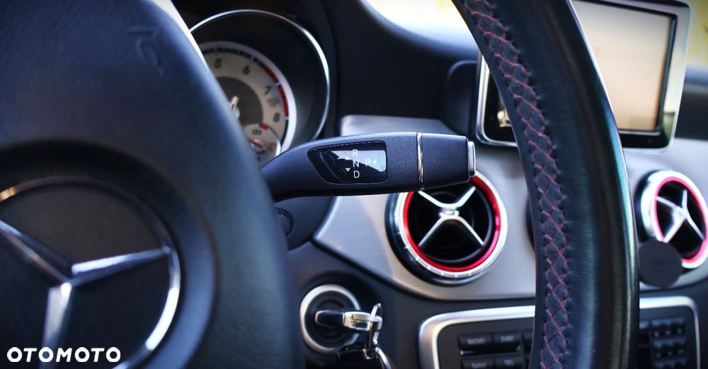 Mercedes-Benz CLA - 26