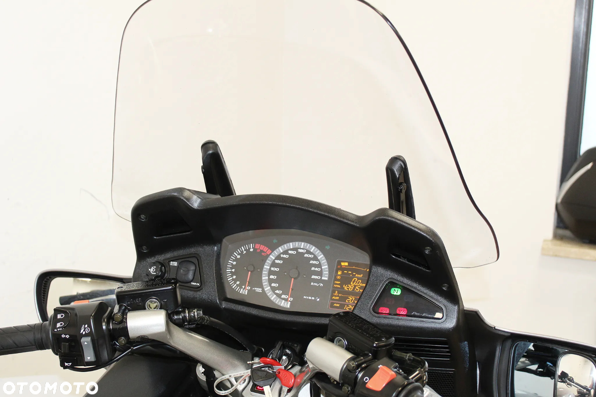 Honda ST - 6