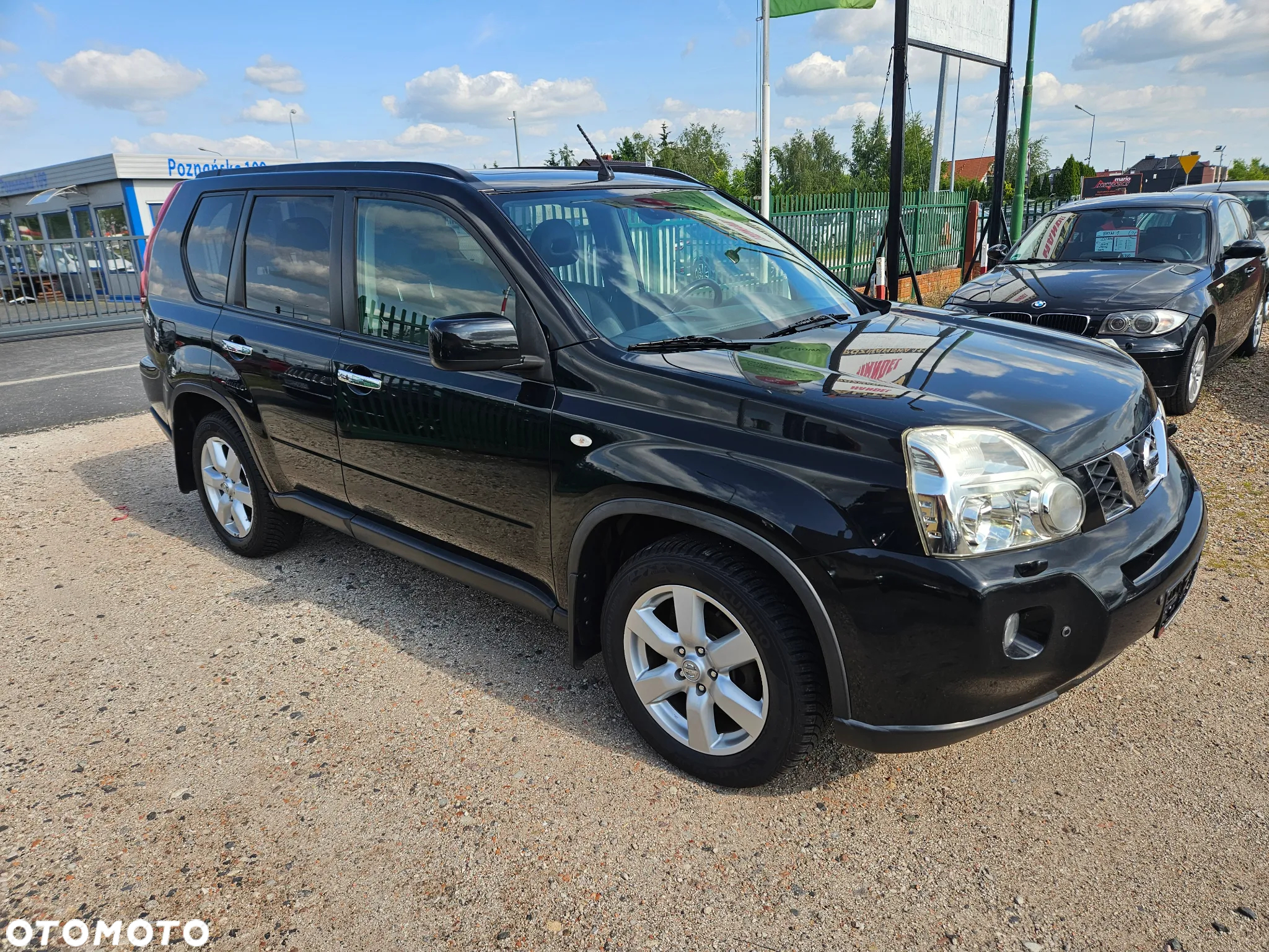 Nissan X-Trail 2.5 4x4 CVT-Automatik Platinum - 2
