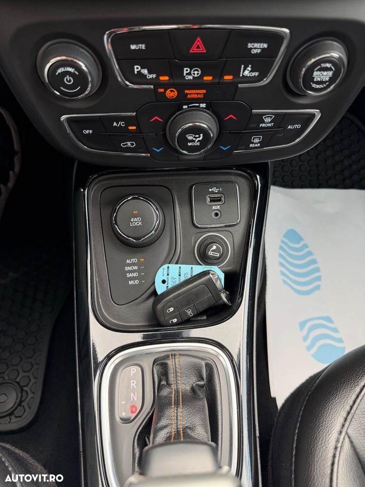 Jeep Compass 2.0 M-Jet 4x4 AT Limited - 18