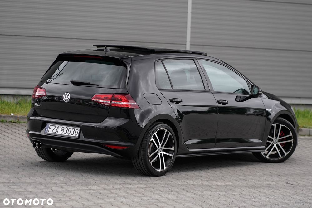 Volkswagen Golf 2.0 TDI BMT GTD DSG - 5