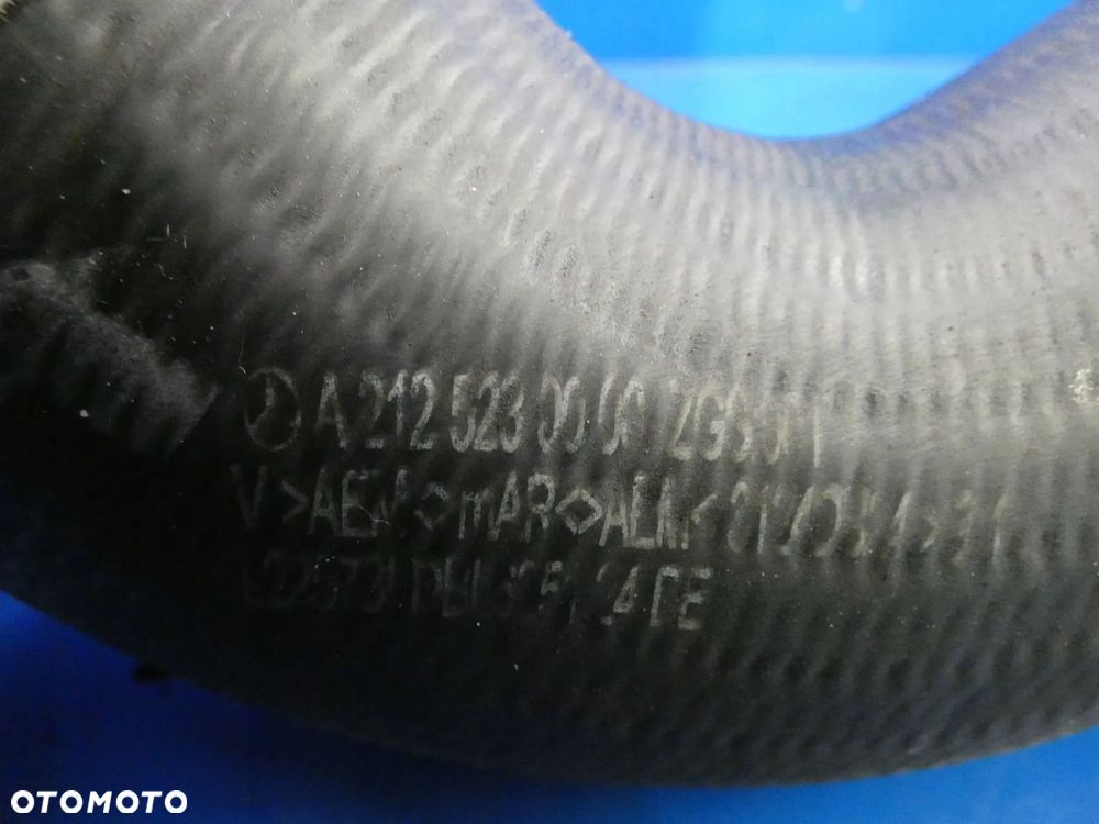 Mercedes E W212 W204 W218 2.2 CDI WĄŻ PRZEWÓD INTERCOOLERA - 2