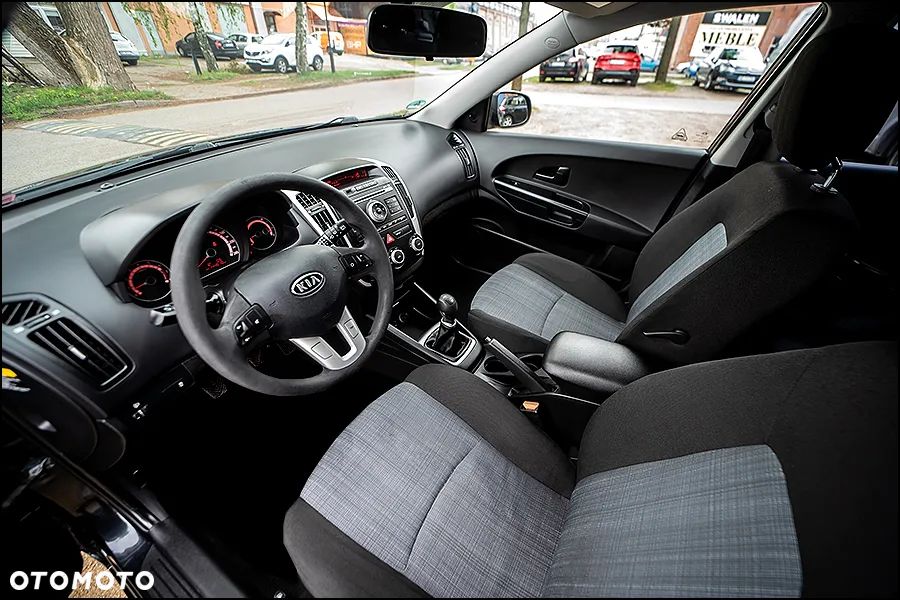 Kia Ceed - 15