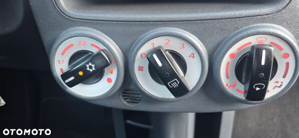 Mitsubishi Colt 1.3 Automatik Motion Plus - 23