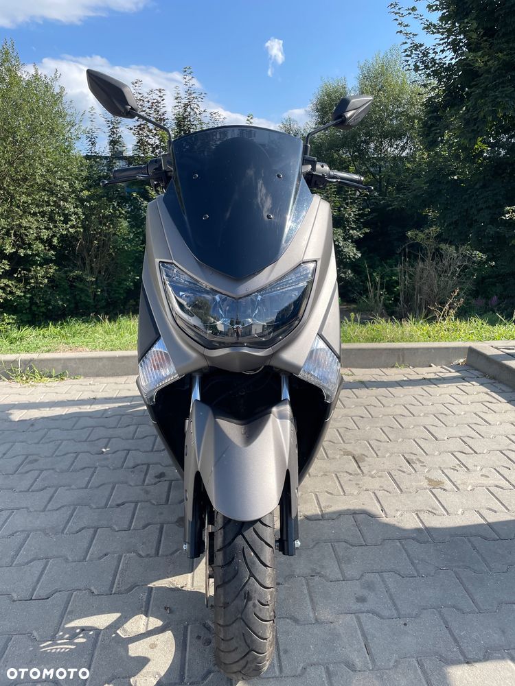 Yamaha NMAX - 4