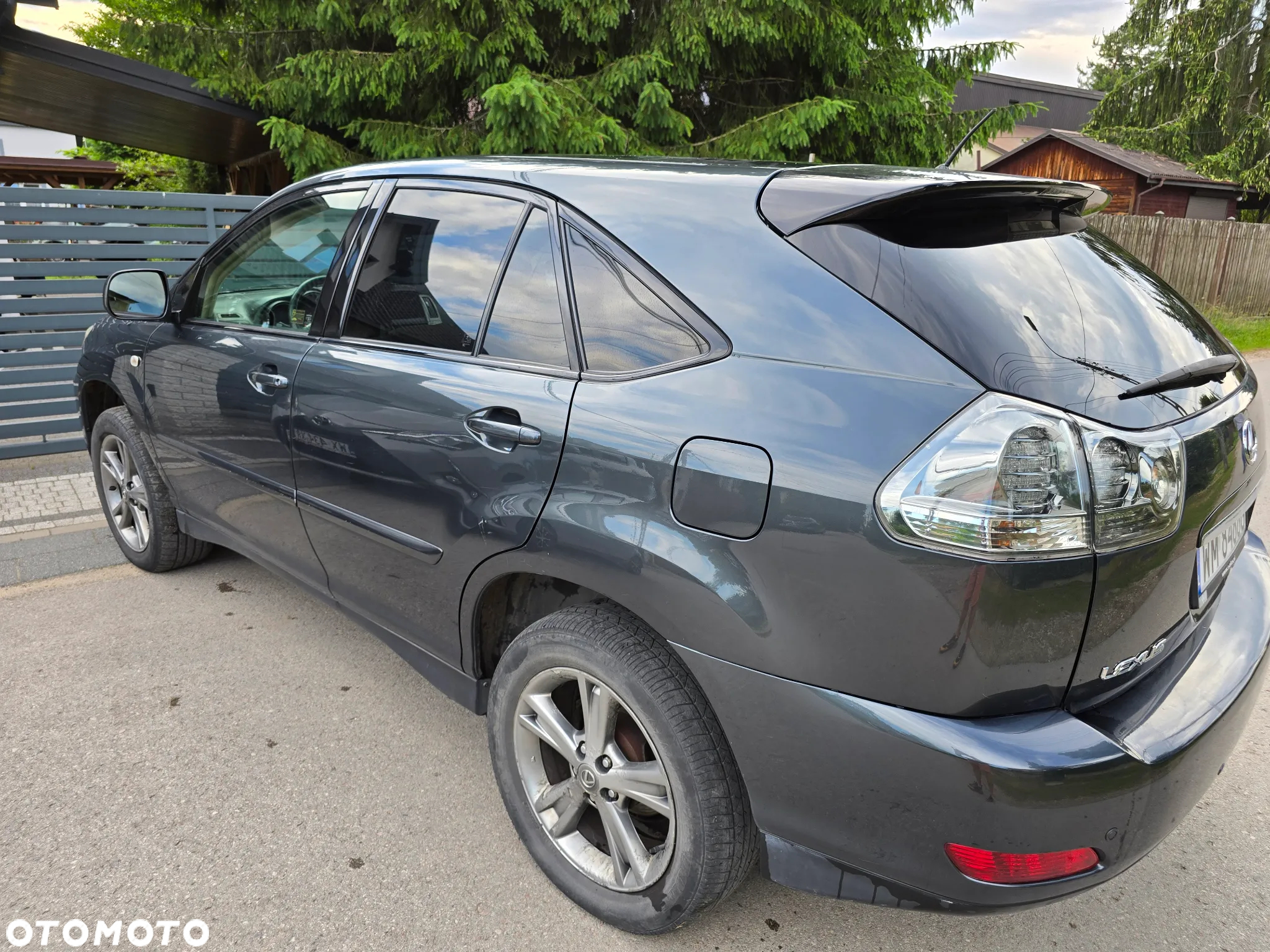 Lexus RX 400h (hybrid) - 13
