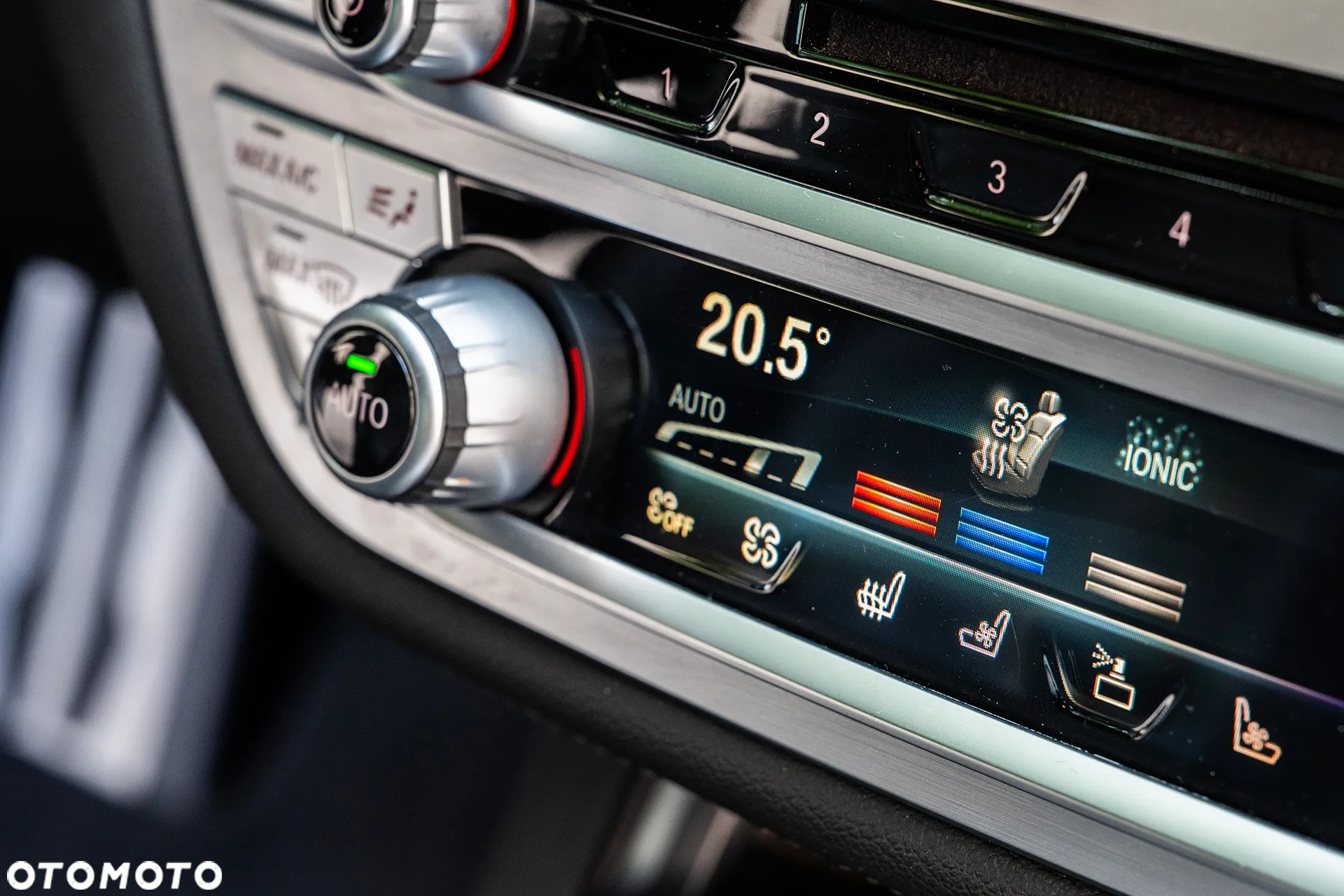 BMW Seria 7 730d xDrive sport - 12