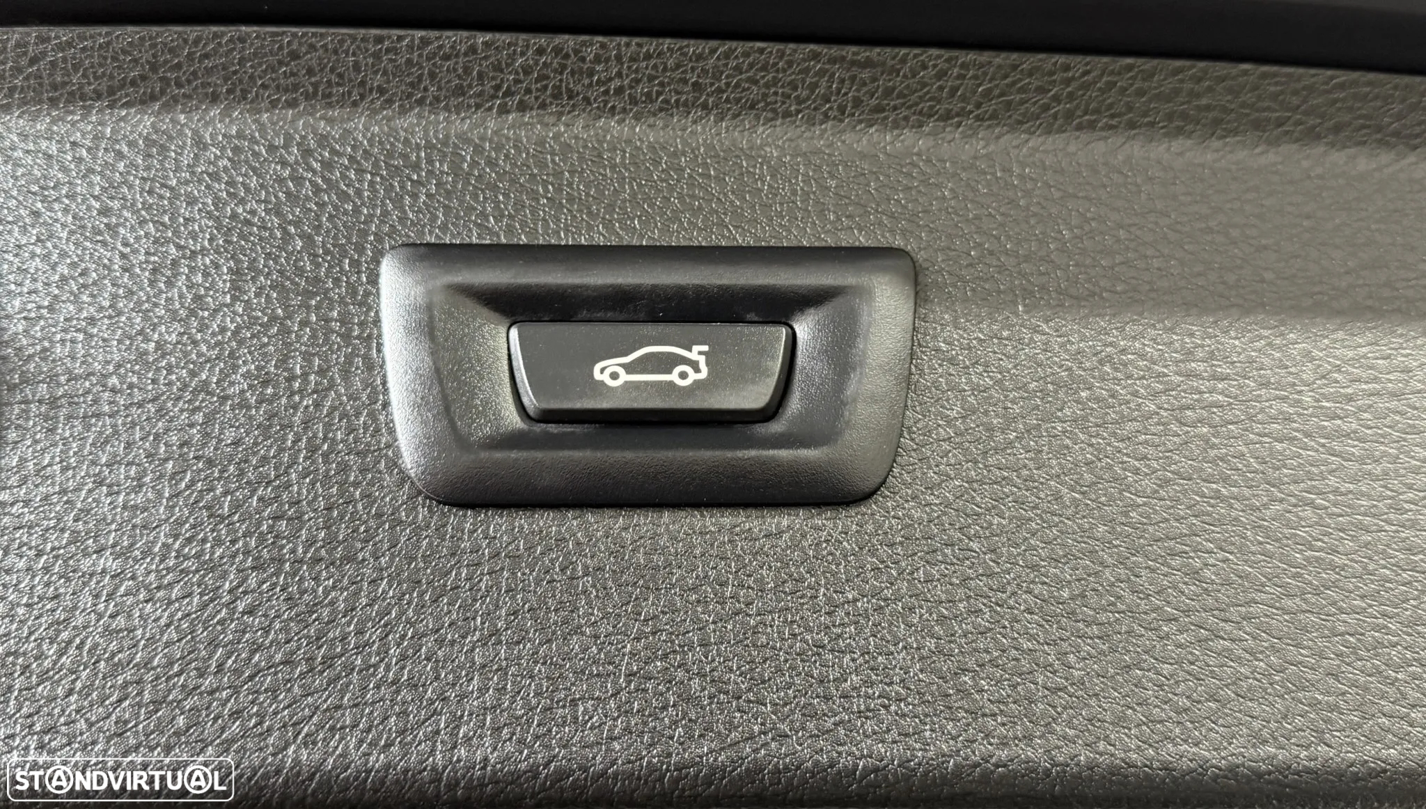 BMW X1 16 d sDrive Advantage - 54