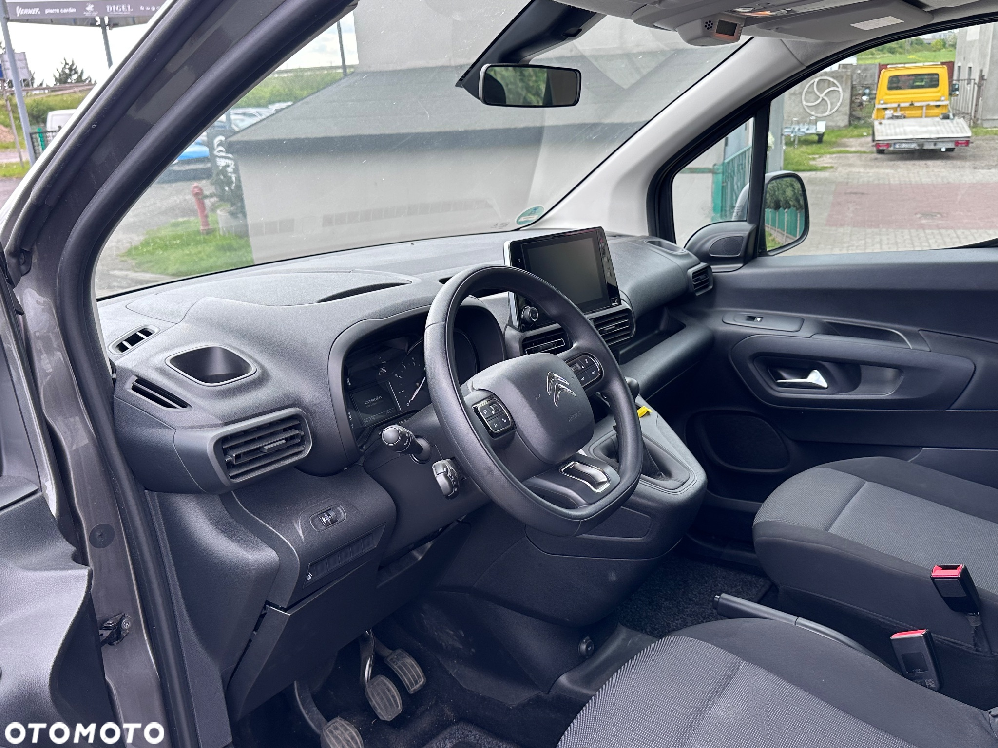 Citroën Berlingo M PureTech 110 SHINE - 11
