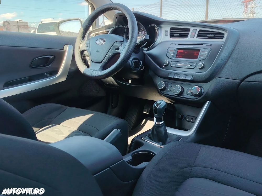 Kia Ceed 1.4 CRDi 90 Edition 7 - 5