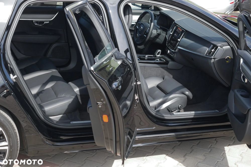 Volvo V90 T6 AWD Plug-In Hybrid Plus Bright - 10