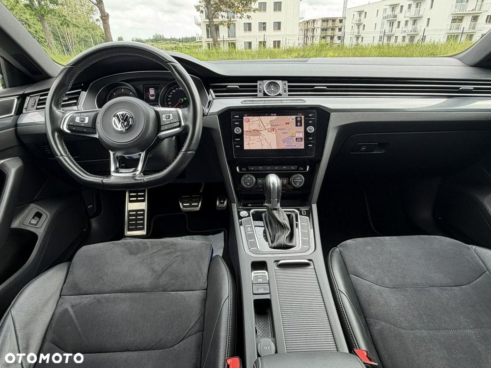 Volkswagen Arteon 2.0 TDI R-Line DSG - 25