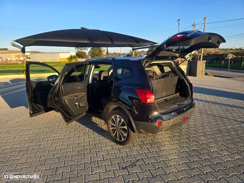 Nissan Qashqai +2 - 13