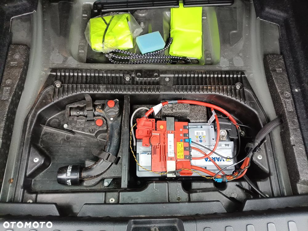 BMW X1 xDrive20d - 13