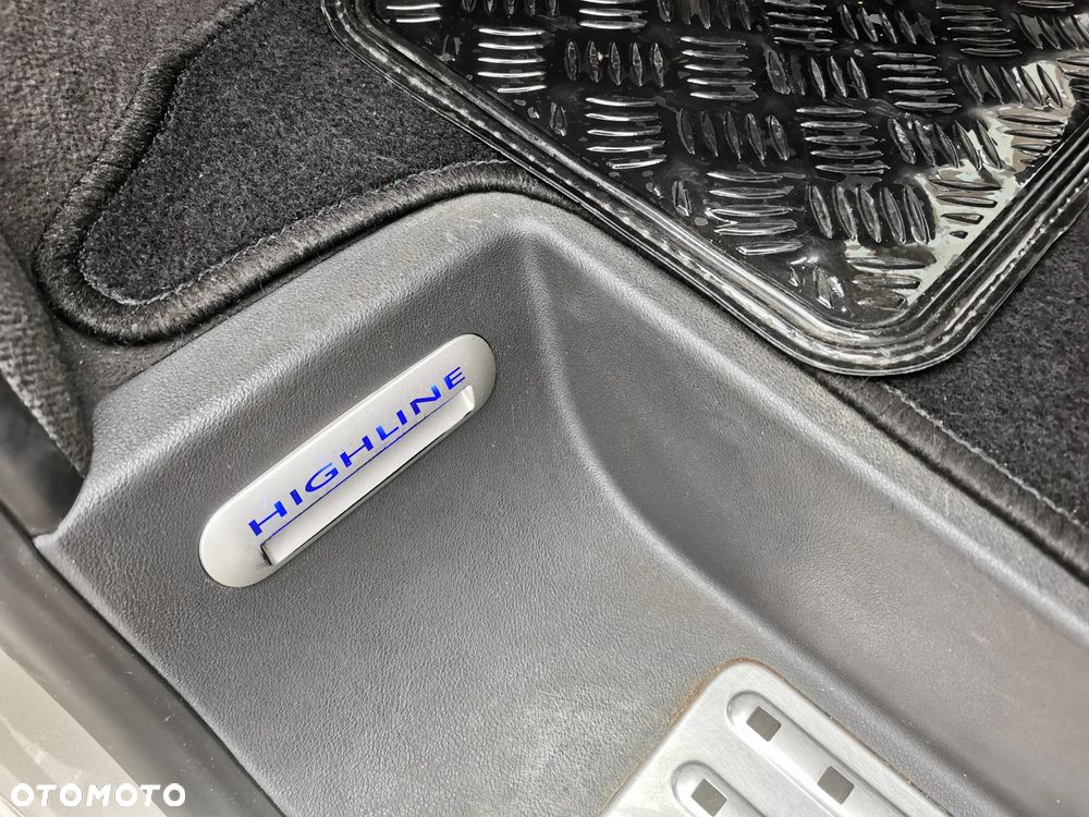 Volkswagen Multivan - 13