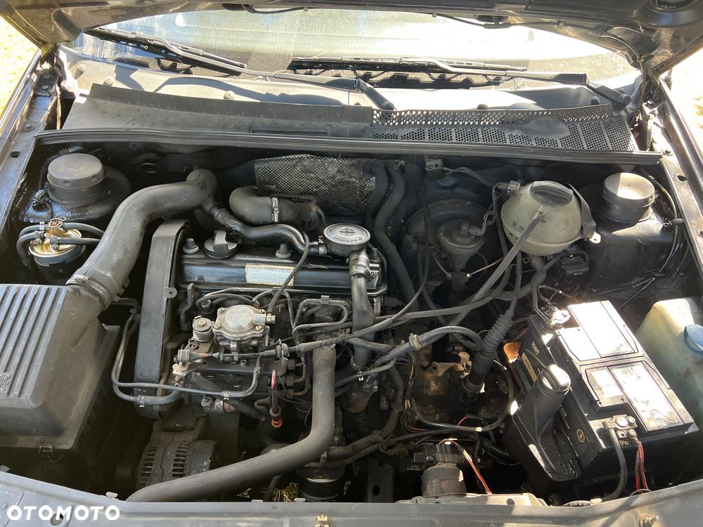 Volkswagen Golf 1.9 GTD TD - 10