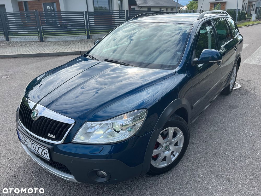 Skoda Octavia 2.0 TDI DPF 4x4 Scout - 2