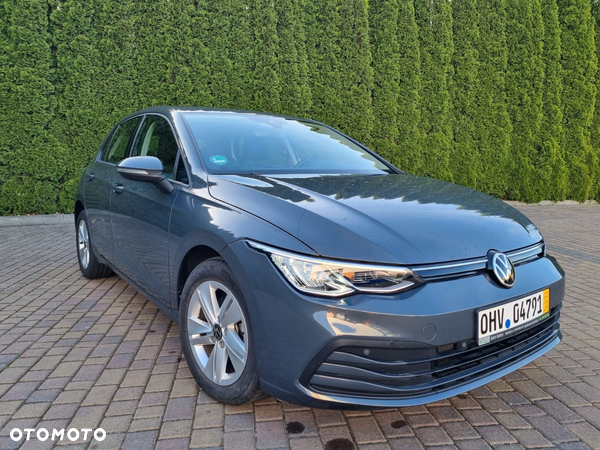 Volkswagen Golf VIII 1.0 TSI
