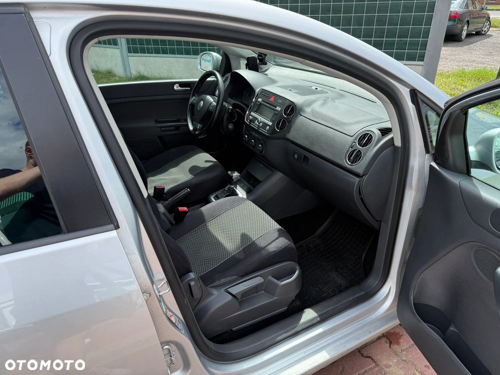 Volkswagen Golf 1.9 TDI DPF Comfortline DSG - 16