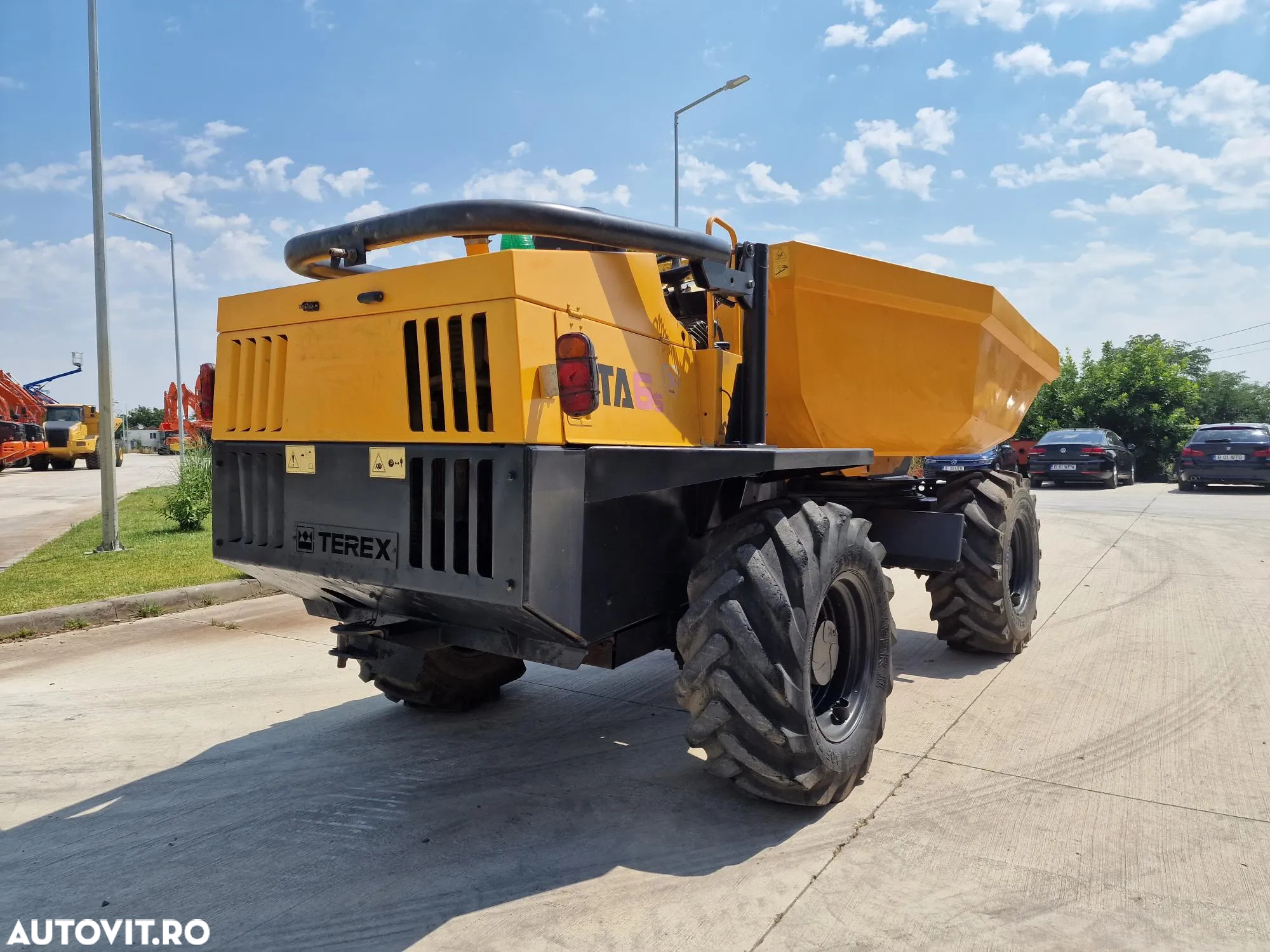 Alta DUMPER 6t TEREX, 4mc, 6t, basc LATERALA,  2.068h, 16900 EUR+tva, motor JCB 75CP, transmisie 4x4, produs in Anglia, Anvelope 90% bune, posiblitate leasing, CONDITIE FOARTE BUNA-PROMOTIE 16.900 EUR+Tva - 40