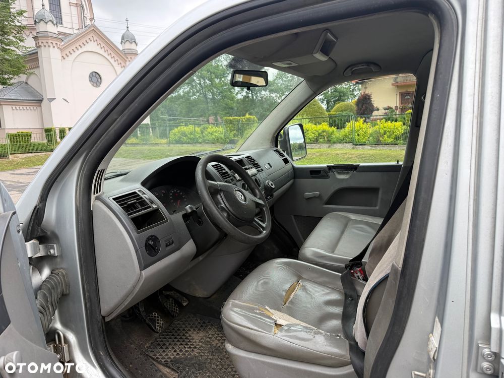 Volkswagen Transporter - 5