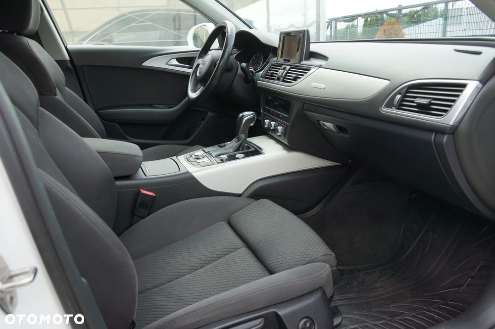 Audi A6 Avant 2.0 TDI quattro S tronic - 27
