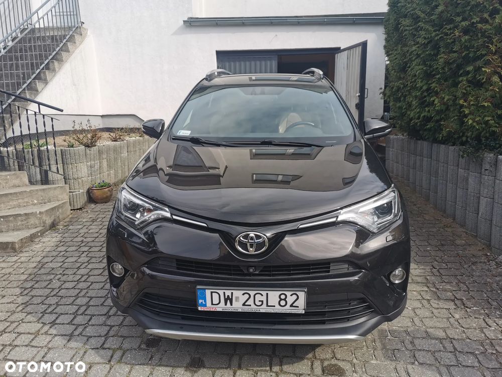 Toyota RAV4 2.0 D-4D Prestige 4x2 - 2