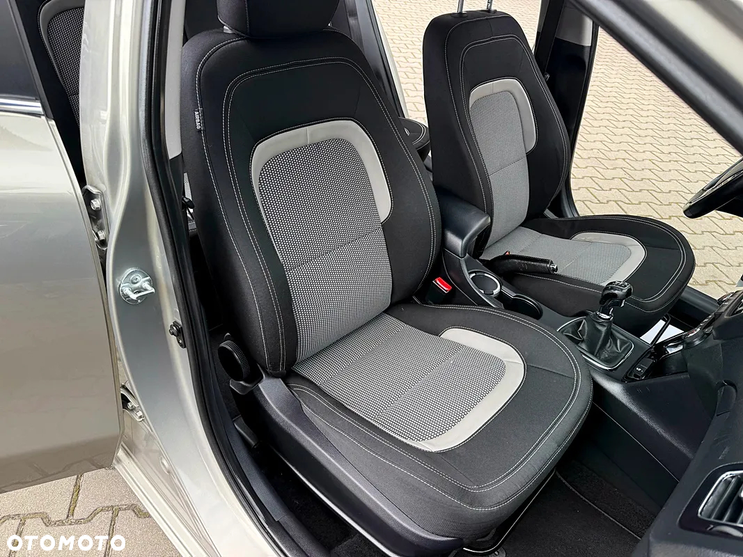 Kia Ceed Cee'd 1.4 XL - 31