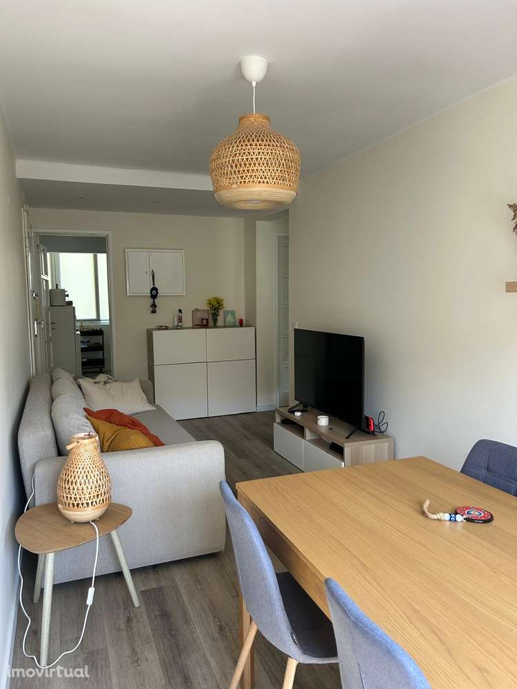 Apartamento T2 remodelado em zona tranquila – Bairro das Pedralvas - Grande imagem: 4/22