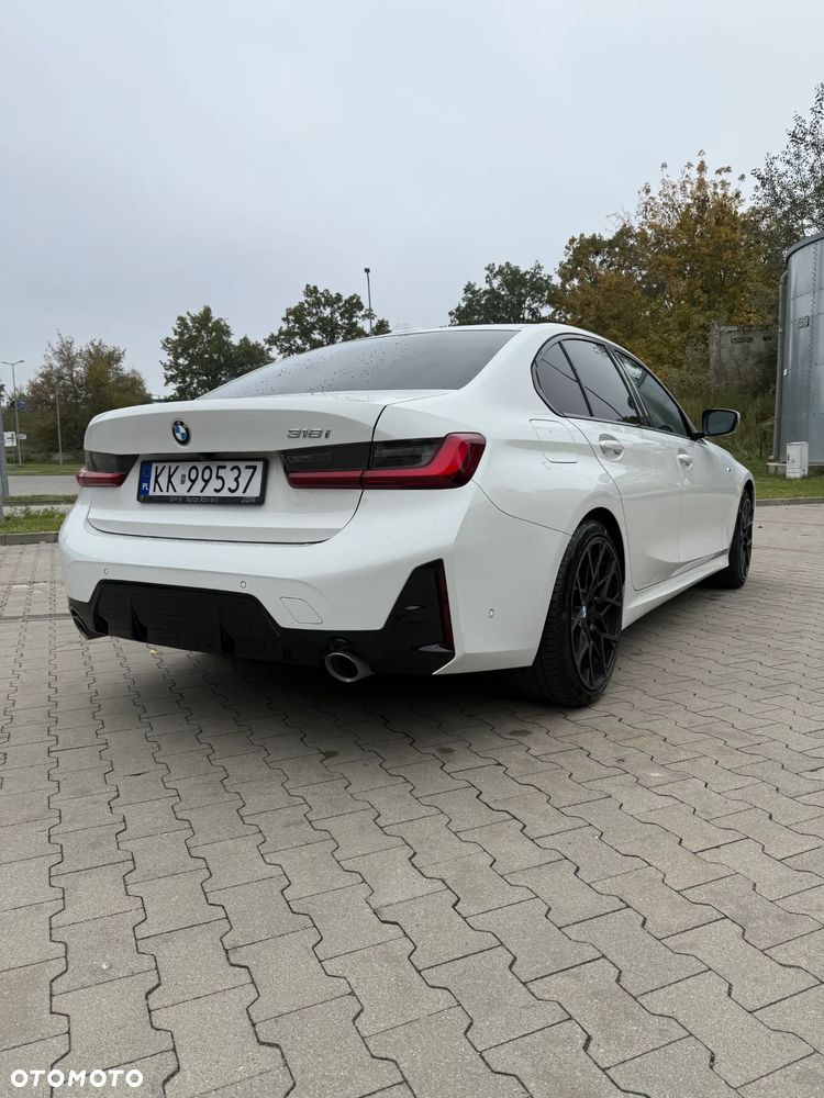 BMW Seria 3 318i M Sport - 6