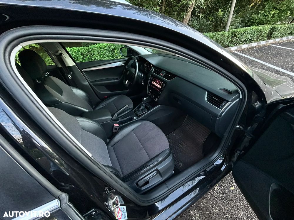 Skoda Octavia 2.0 TDI DSG Ambition - 14