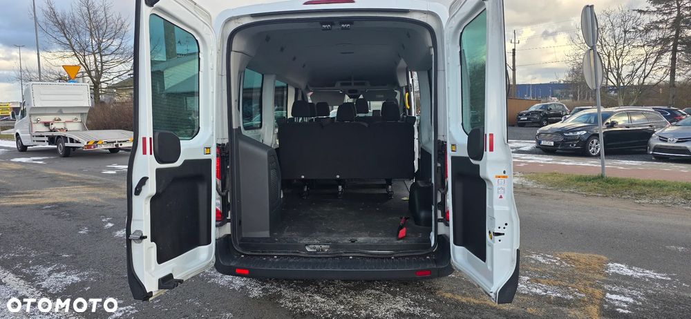 Ford Transit - 12