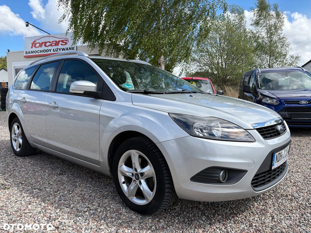 Ford Focus 1.6 16V Style+ - 10