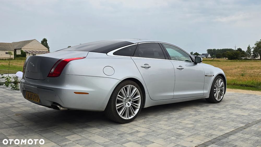 Jaguar XJ 3.0 D V6 Luxury - 5