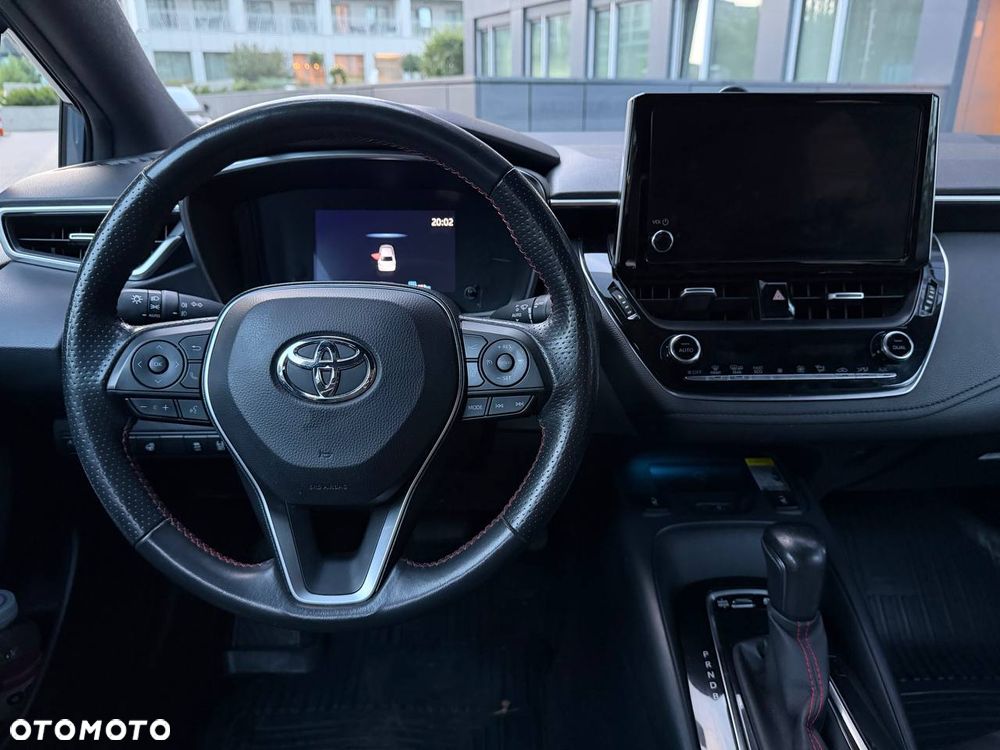 Toyota Corolla - 10