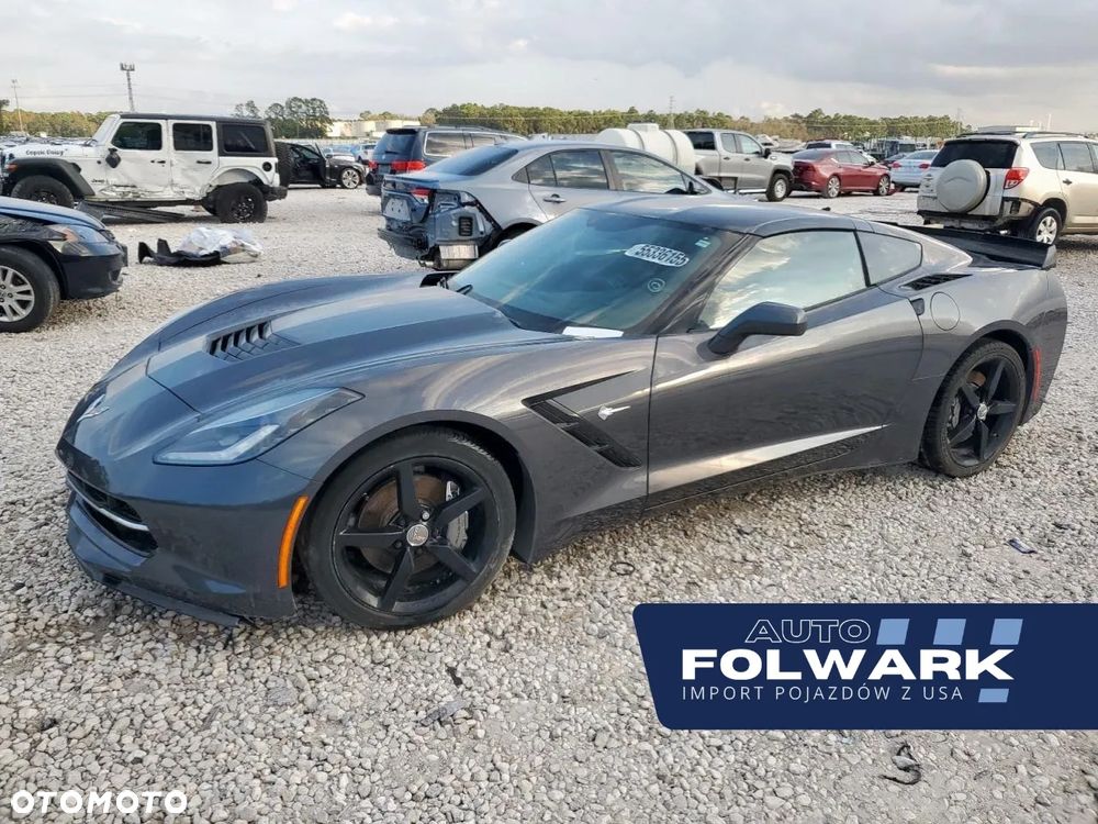 Chevrolet Corvette - 1