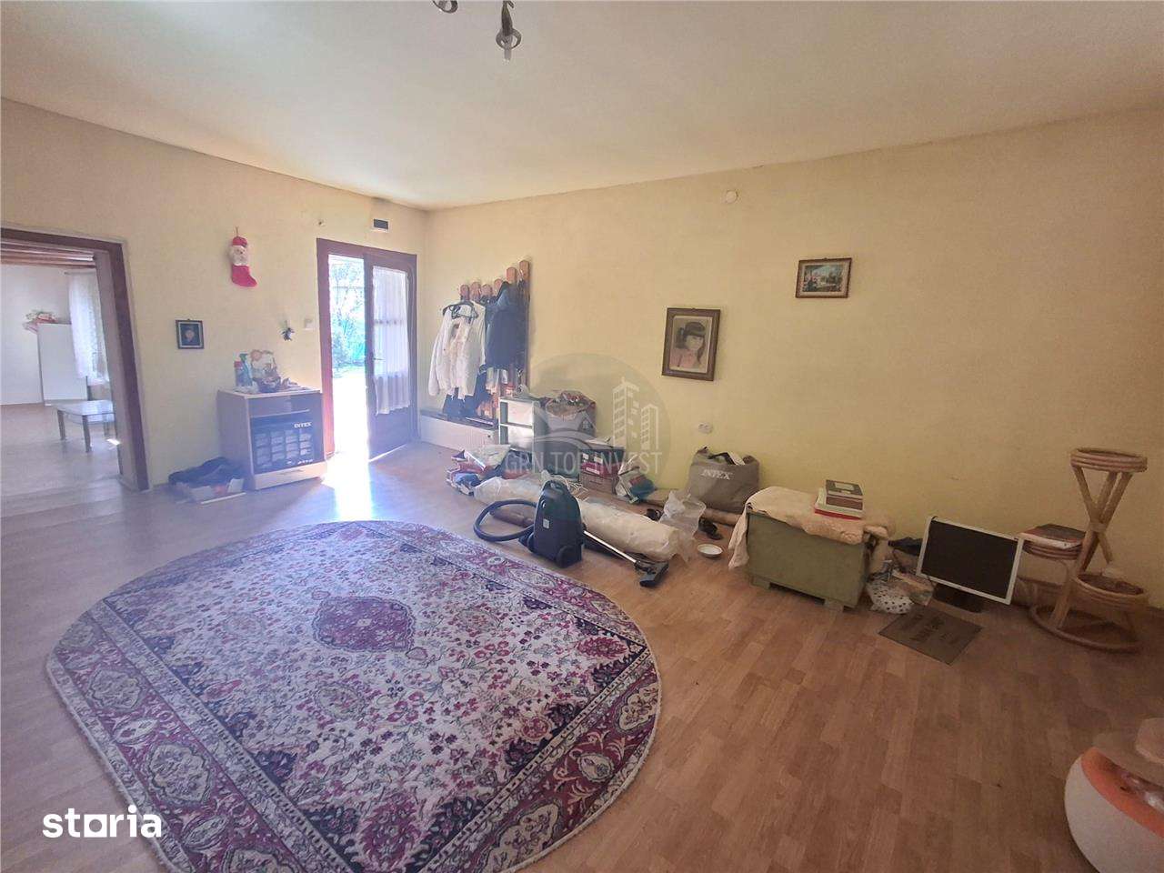 2 Apartamente la casa pivnita garaj in Cisnadie — fotografia 1