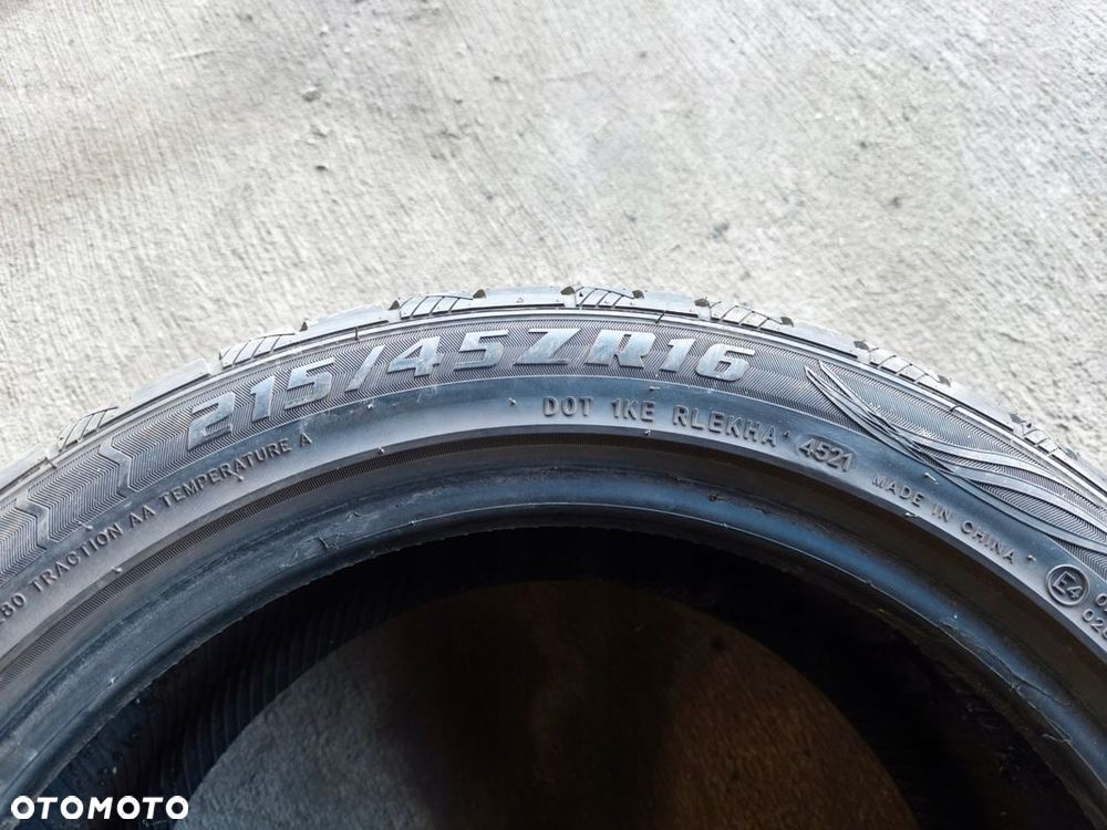 OPONA LATO EVERGREEN DYNACONTROL EU728 215/45R16 90W 45/21 7MM - 8
