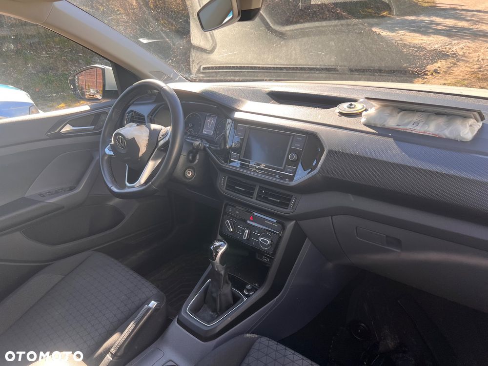 Volkswagen T-Cross 1.0 TSI OPF ACTIVE - 10