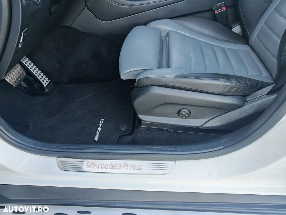 Mercedes-Benz GLC Coupe 220 d 4Matic 9G-TRONIC AMG Line - 25