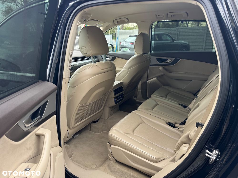 Audi Q7 - 27