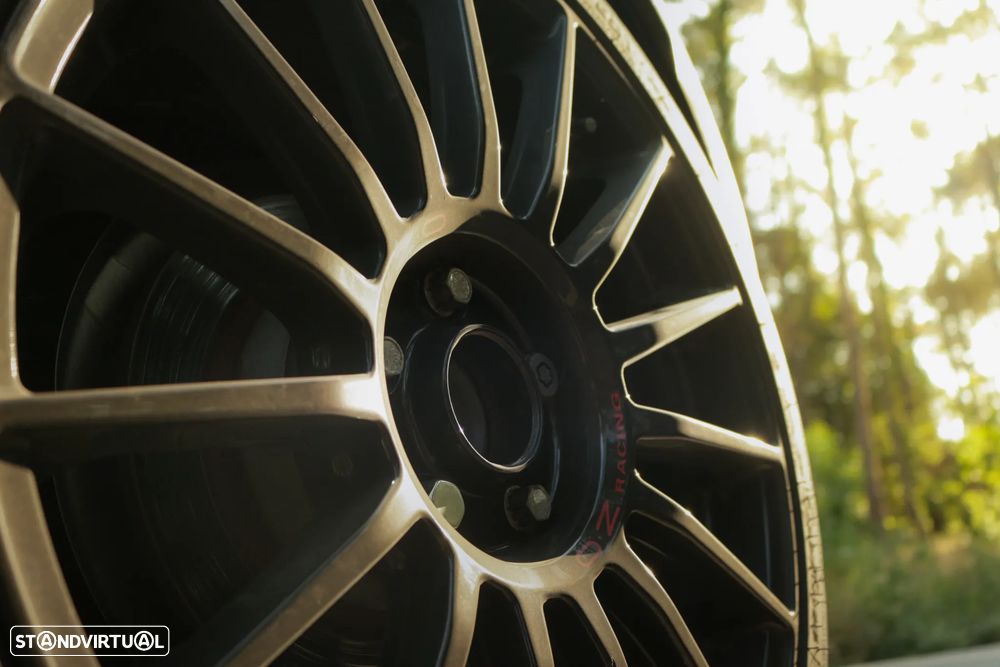 MINI 3 Portas John Cooper Works Auto Desportiva - 9