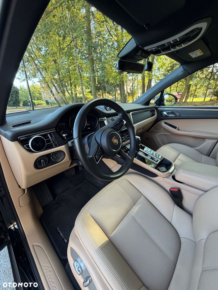 Porsche Macan - 10