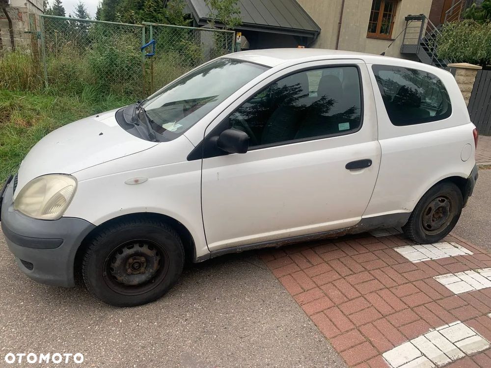 Toyota Yaris 1.0 Base - 7