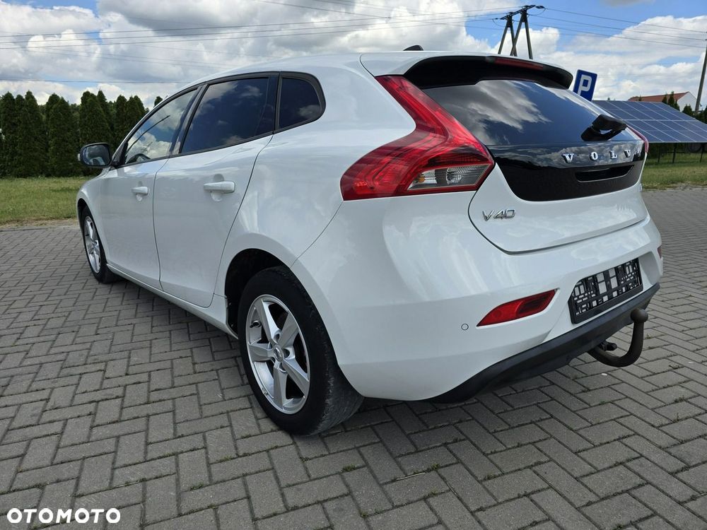 Volvo V40 - 14
