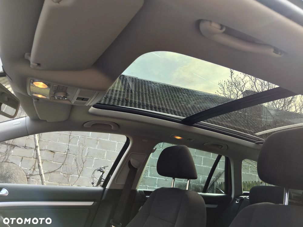 Volkswagen Golf 2.0 TDI DPF DSG Highline - 11